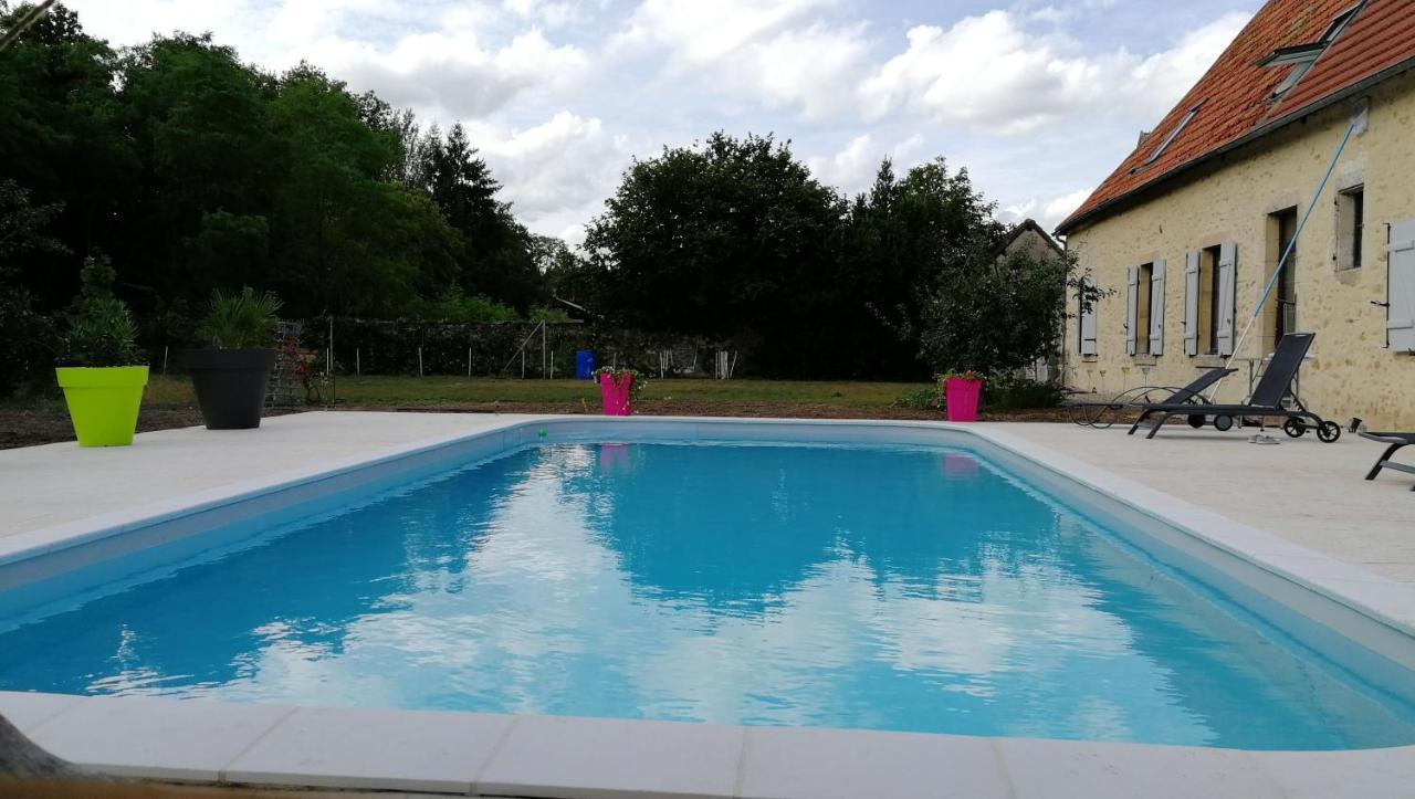 L'Amalgam' Bed & Breakfast Ainay-le-Vieil Exterior photo